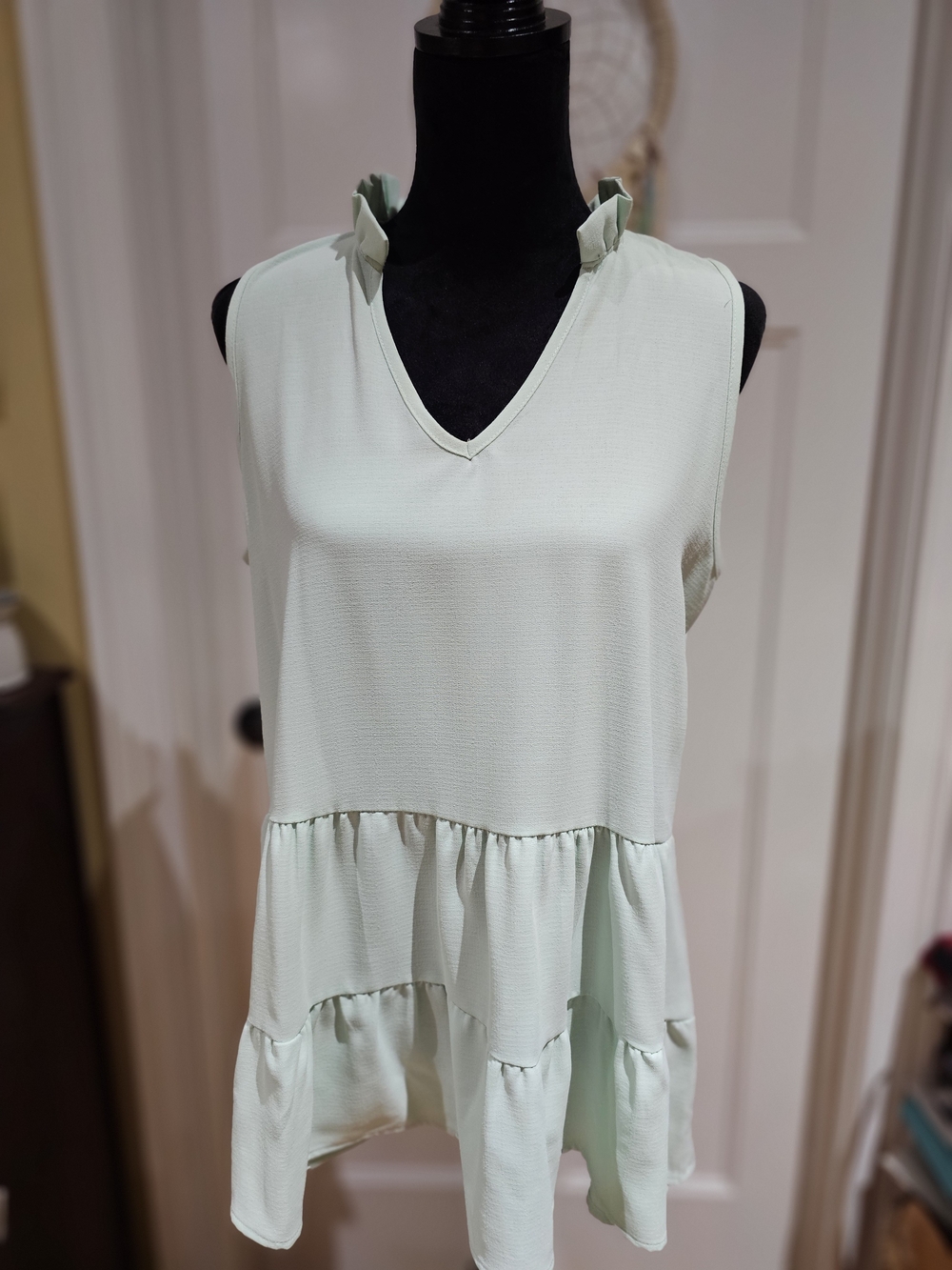 Sleeveless Mint Tiered V-Neck Tunic Top